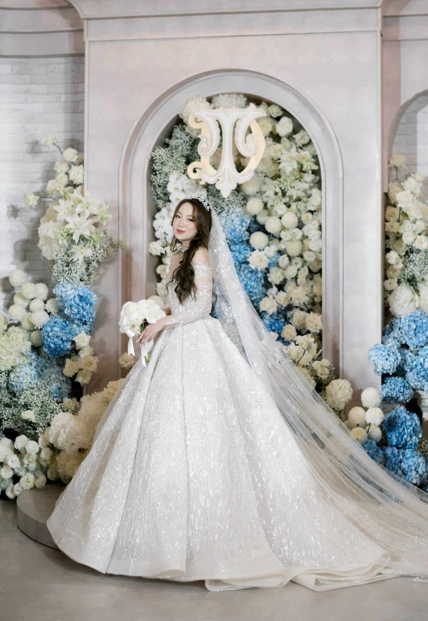 THUY TIEN